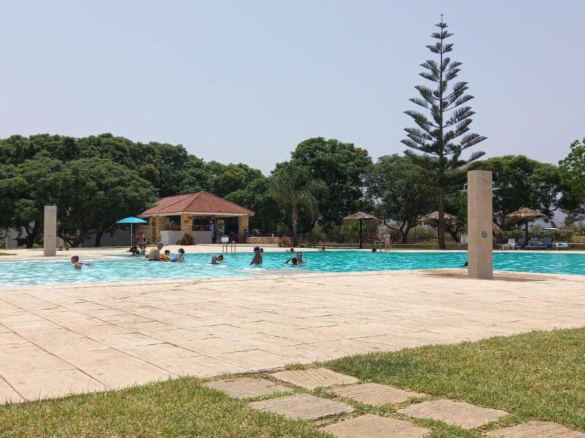 Magnifique Villa Duplex Au Bord De La Piscine Tétouan Luaran gambar